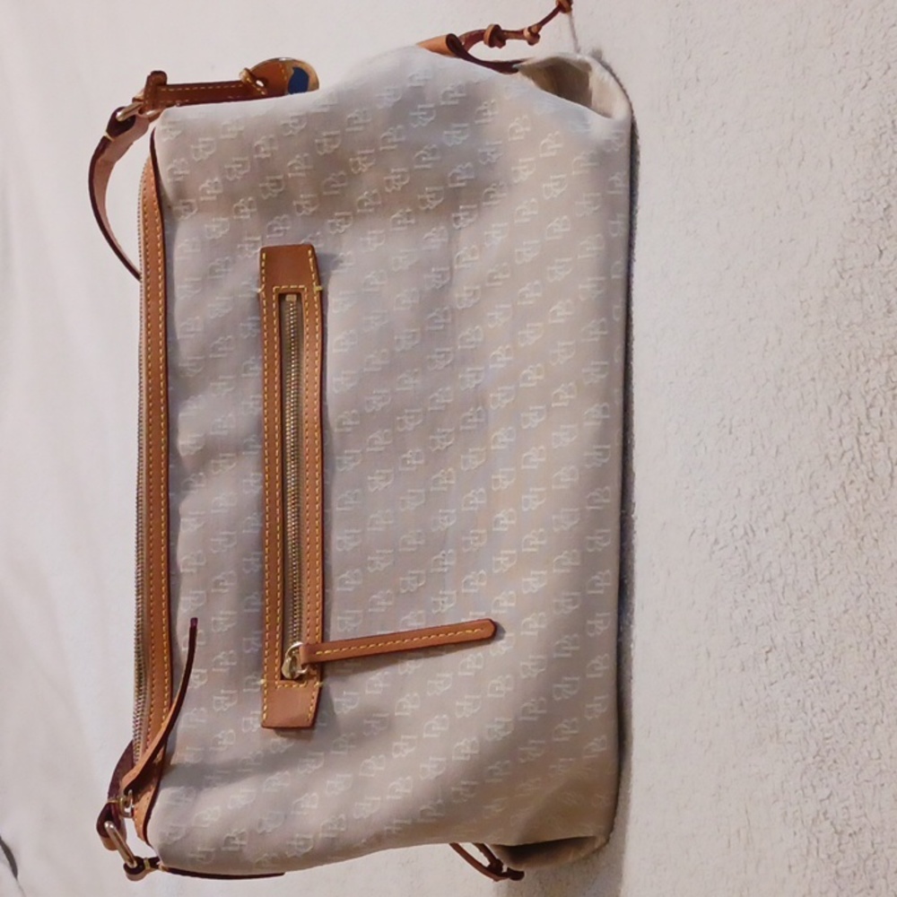 Dooney And Bourke Shoulder Purse